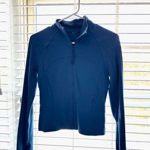 Lululemon Define Cropped Jacket *Nulu- Size 6